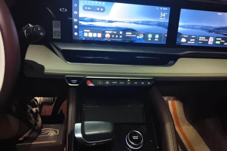 Used Geely Auto Monjaro L 2021 2.0TD DCT EVO Two-Wheel-Drive Flagship Version Audio And AC Panel