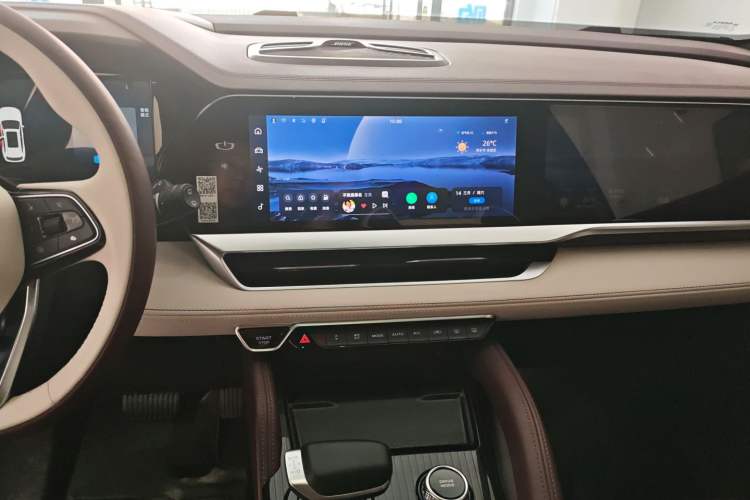 Used Geely Auto Monjaro L 2021 2.0TD DCT EVO Two-Wheel Drive Smart Luxury Version Audio And AC Panel