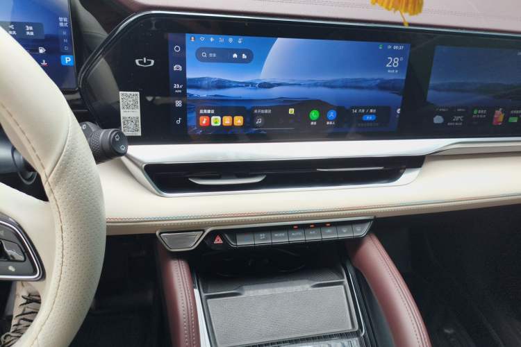 Used Geely Auto Monjaro L 2021 2.0TD High-Power Automatic All-Wheel-Drive Flagship Version Audio And AC Panel