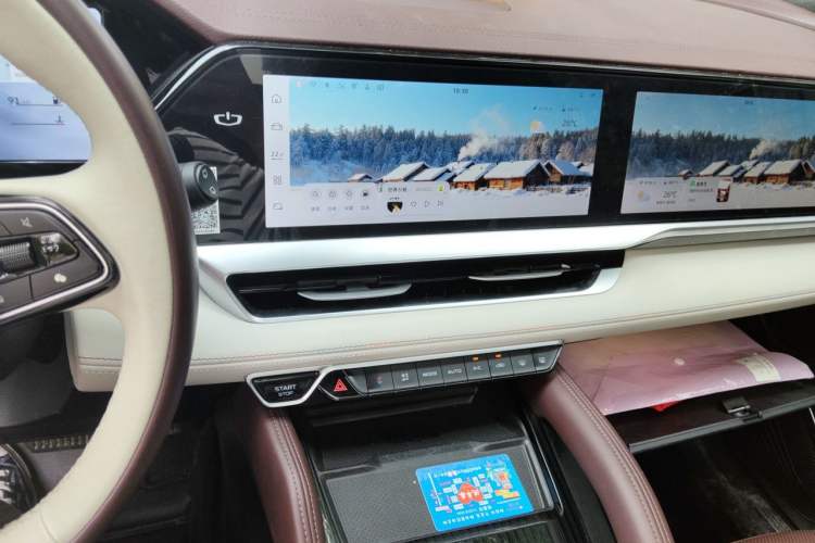 Used Geely Auto Monjaro L 2021 2.0TD DCT EVO Two-Wheel-Drive Flagship Version Audio And AC Panel