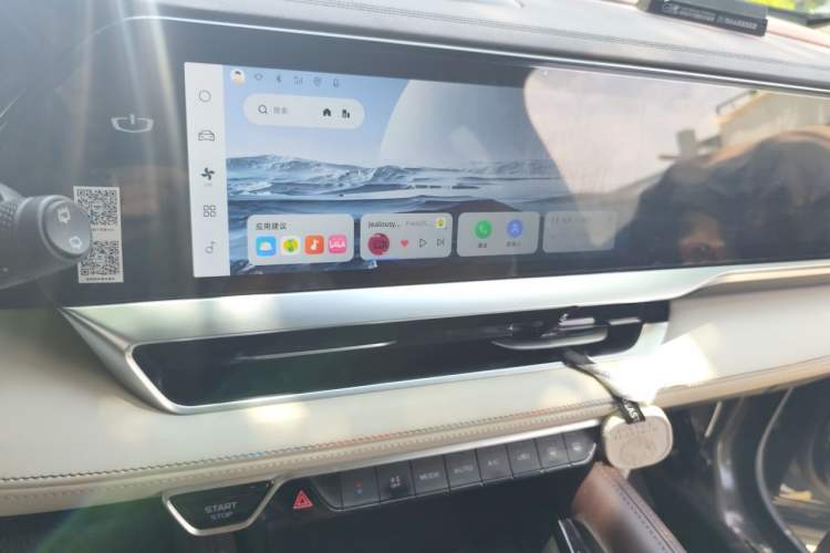 Used Geely Auto Monjaro L 2021 2.0TD High-Power Automatic All-Wheel Drive Luxury Version Audio And AC Panel