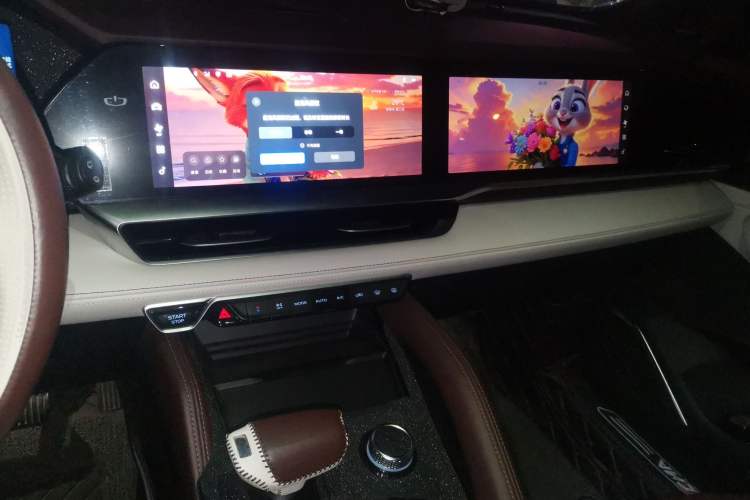 Used Geely Auto Monjaro L 2021 2.0TD DCT EVO Two-Wheel-Drive Flagship Version Audio And AC Panel