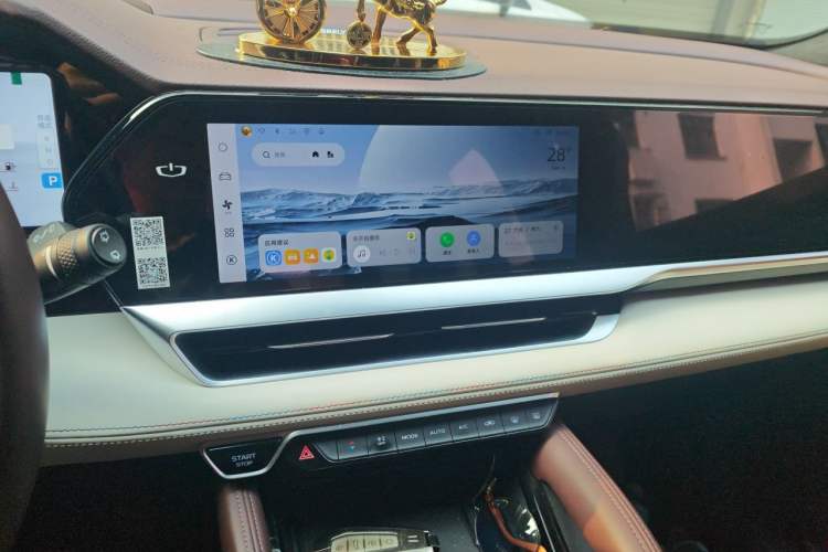 Used Geely Auto Monjaro L 2021 2.0TD DCT EVO Two-Wheel Drive Prestige Version Audio And AC Panel