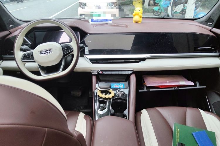 Used Geely Auto Monjaro L 2021 2.0TD DCT EVO Two-Wheel-Drive Flagship Version Center Console
