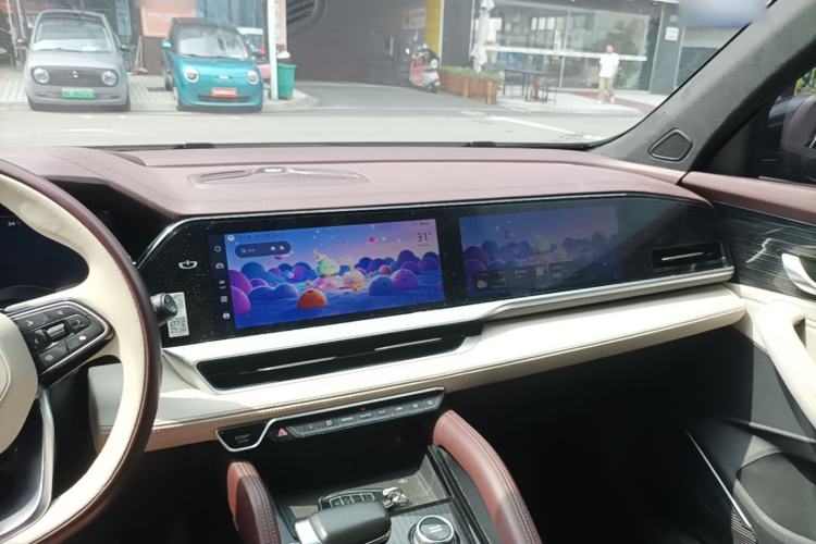 Used Geely Auto Monjaro L 2021 2.0TD DCT EVO Two-Wheel-Drive Flagship Version Center Console
