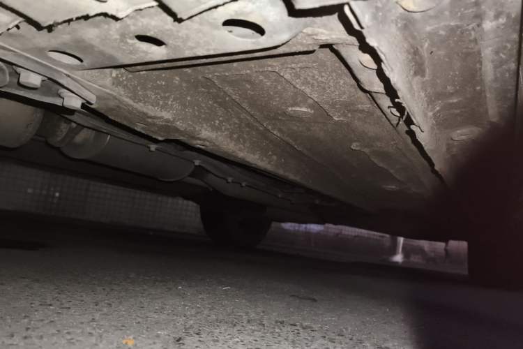 Used Geely Auto Monjaro L 2021 2.0TD DCT EVO Two-Wheel Drive Prestige Version Chassis Front Left