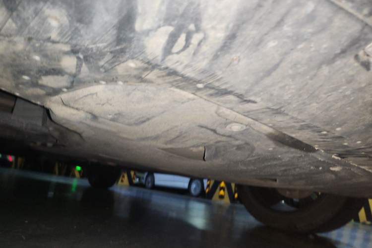 Used Geely Auto Monjaro L 2021 2.0TD DCT EVO Two-Wheel Drive Prestige Version Chassis Front Right