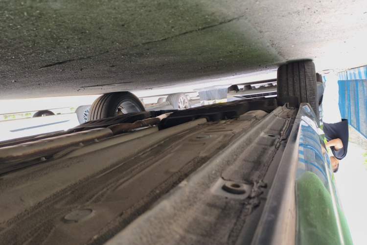 Used Geely Auto Monjaro L 2021 2.0TD High-Power Automatic All-Wheel-Drive Flagship Version Chassis Front Right