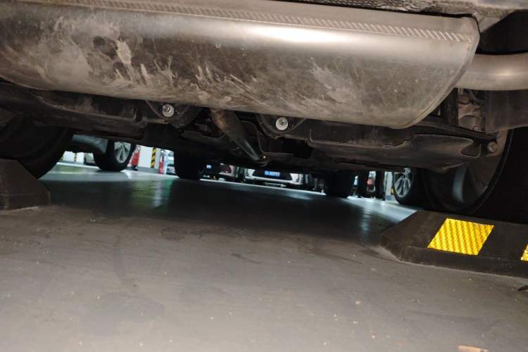 Used Geely Auto Monjaro L 2021 2.0TD DCT EVO Two-Wheel Drive Smart Luxury Version Chassis Rear
