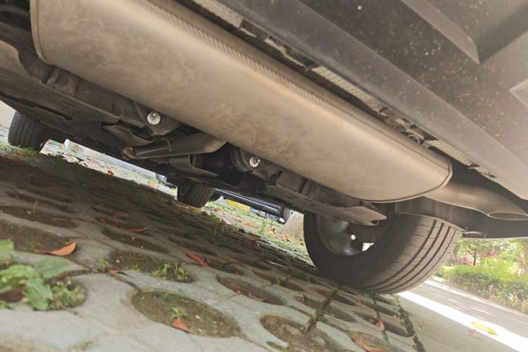 Used Geely Auto Monjaro L 2021 2.0TD DCT EVO Two-Wheel Drive Smart Luxury Version Chassis Rear