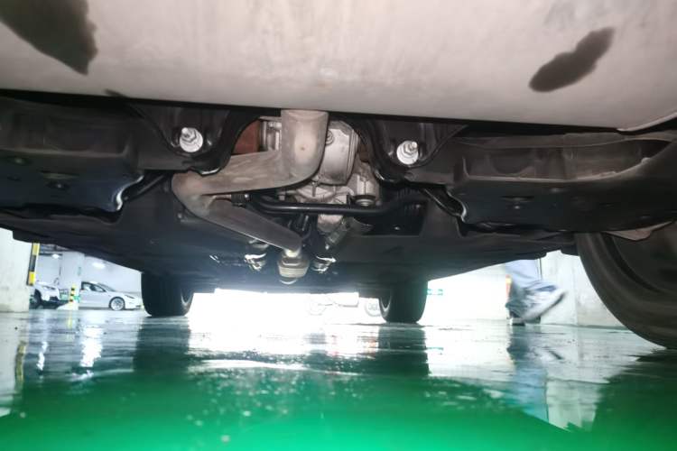 Used Geely Auto Monjaro L 2021 2.0TD High-Power Automatic All-Wheel-Drive Flagship Version Chassis Rear