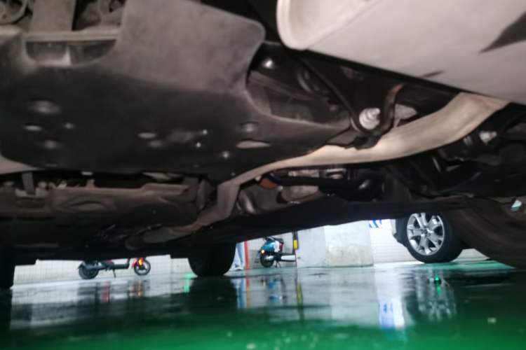 Used Geely Auto Monjaro L 2021 2.0TD High-Power Automatic All-Wheel-Drive Flagship Version Chassis Rear Left