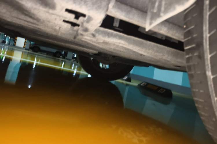 Used Geely Auto Monjaro L 2021 2.0TD DCT EVO Two-Wheel Drive Prestige Version Chassis Rear Left
