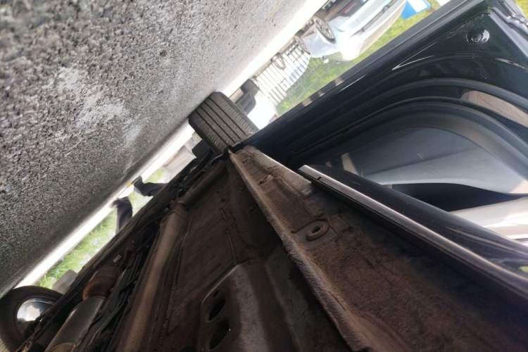 Used Geely Auto Monjaro L 2021 2.0TD DCT EVO Two-Wheel Drive Prestige Version Chassis Rear Left