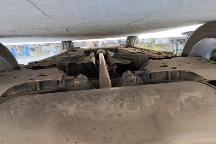 Used Geely Auto Monjaro L 2021 2.0TD DCT EVO Two-Wheel-Drive Flagship Version Chassis Rear
