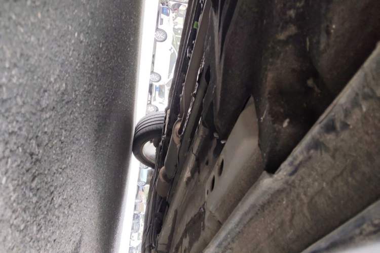 Used Geely Auto Monjaro L 2021 2.0TD DCT EVO Two-Wheel-Drive Flagship Version Chassis Rear Right