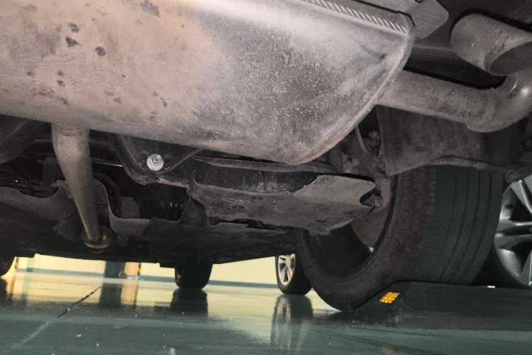 Used Geely Auto Monjaro L 2021 2.0TD DCT EVO Two-Wheel Drive Prestige Version Chassis Rear Right