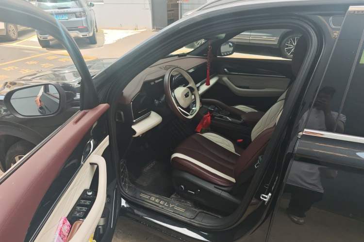 Used Geely Auto Monjaro L 2021 2.0TD DCT EVO Two-Wheel Drive Smart Luxury Version Driver Seat