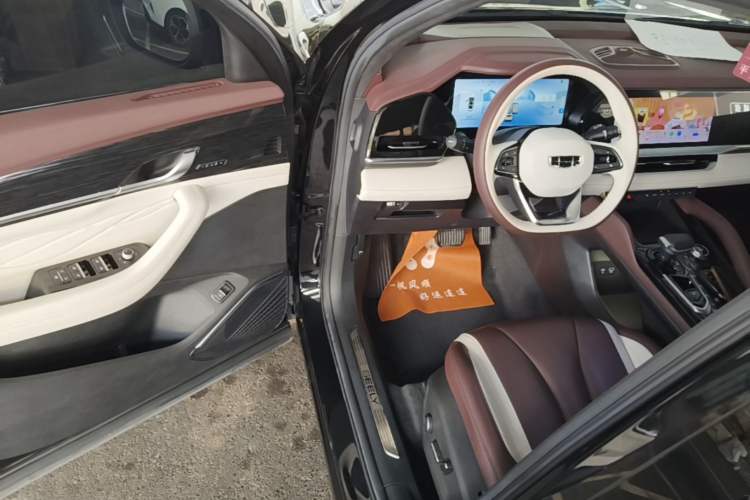 Used Geely Auto Monjaro L 2021 2.0TD DCT EVO Two-Wheel Drive Prestige Version Driver Seat