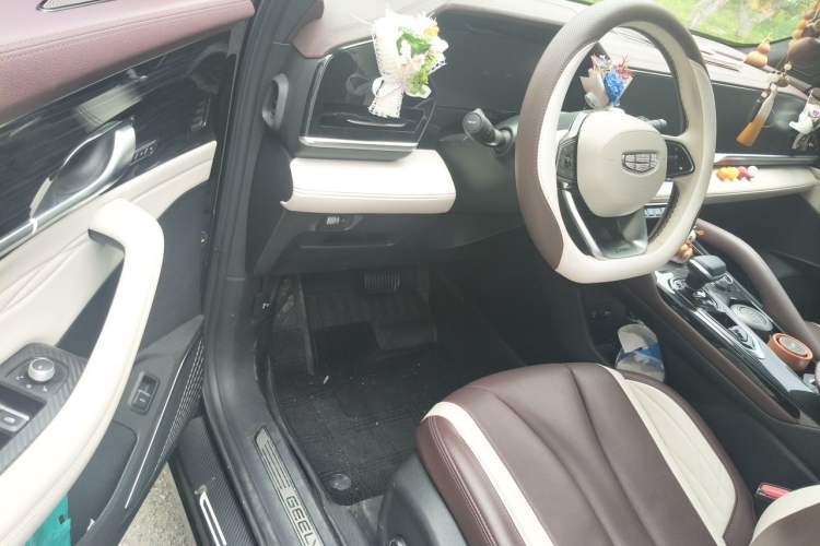 Used Geely Auto Monjaro L 2021 2.0TD DCT EVO Two-Wheel Drive Prestige Version Driver Seat