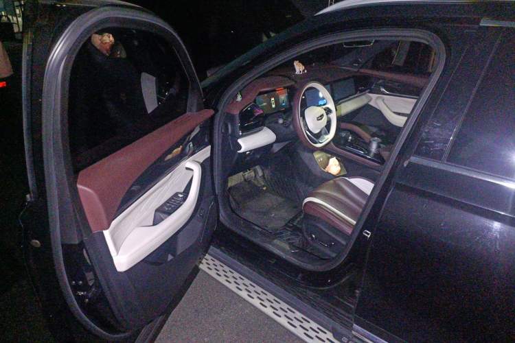 Used Geely Auto Monjaro L 2021 2.0TD DCT EVO Two-Wheel Drive Smart Luxury Version Driver Seat