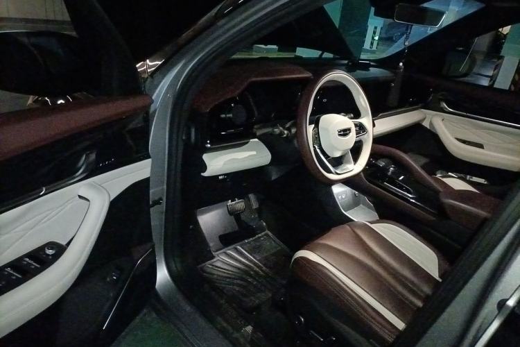 Used Geely Auto Monjaro L 2021 2.0TD DCT EVO Two-Wheel Drive Prestige Version Driver Seat