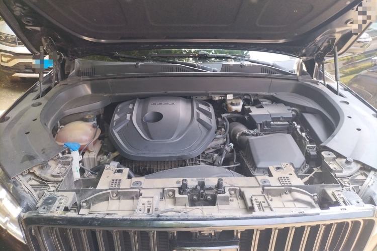 Used Geely Auto Monjaro L 2021 2.0TD High-Power Automatic All-Wheel-Drive Flagship Version Engine Bay