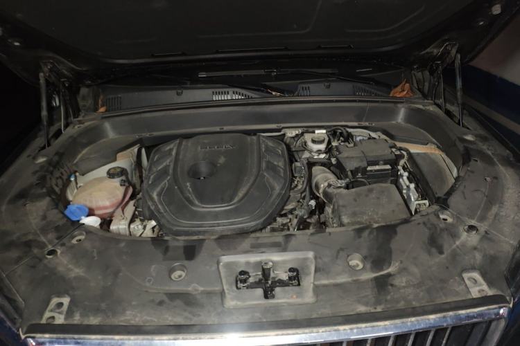 Used Geely Auto Monjaro L 2021 2.0TD High-Power Automatic All-Wheel-Drive Flagship Version Engine Bay