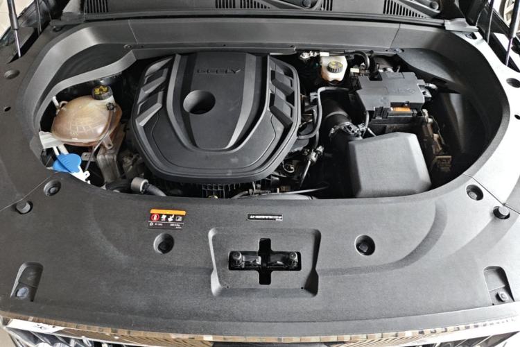 Used Geely Auto Monjaro L 2021 2.0TD High-Power Automatic All-Wheel-Drive Flagship Version Engine Bay