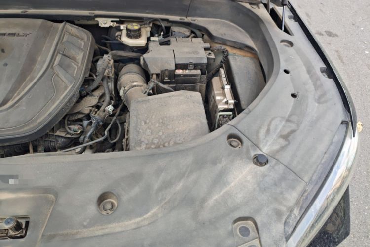 Used Geely Auto Monjaro L 2021 2.0TD DCT EVO Two-Wheel Drive Prestige Version Engine Bay Left