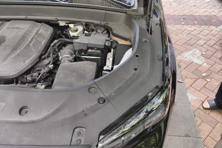 Used Geely Auto Monjaro L 2021 2.0TD DCT EVO Two-Wheel Drive Smart Luxury Version Engine Bay Left