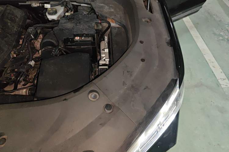 Used Geely Auto Monjaro L 2021 2.0TD DCT EVO Two-Wheel Drive Smart Luxury Version Engine Bay Left