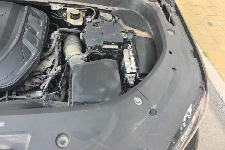 Used Geely Auto Monjaro L 2021 2.0TD DCT EVO Two-Wheel Drive Prestige Version Engine Bay Left