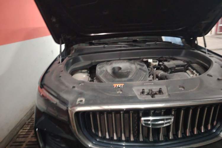 Used Geely Auto Monjaro L 2021 2.0TD DCT EVO Two-Wheel Drive Prestige Version Engine Bay Right
