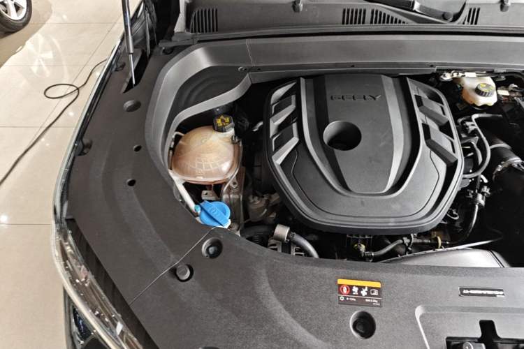 Used Geely Auto Monjaro L 2021 2.0TD High-Power Automatic All-Wheel-Drive Flagship Version Engine Bay Right