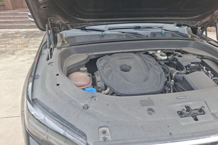 Used Geely Auto Monjaro L 2021 2.0TD High-Power Automatic All-Wheel Drive Luxury Version Engine Bay Right