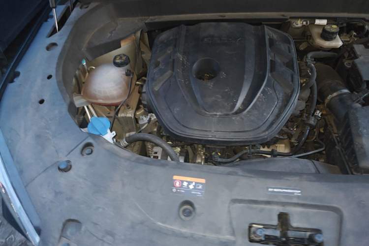 Used Geely Auto Monjaro L 2021 2.0TD DCT EVO Two-Wheel Drive Smart Luxury Version Engine Bay Right
