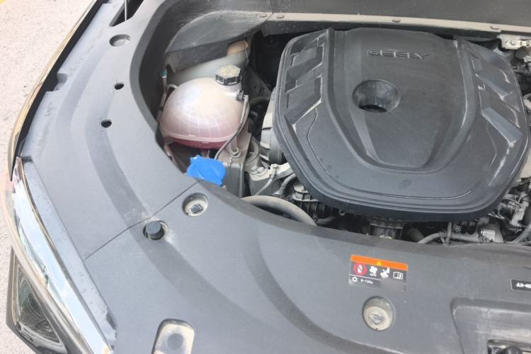 Used Geely Auto Monjaro L 2021 2.0TD DCT EVO Two-Wheel Drive Prestige Version Engine Bay Right