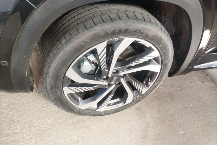 Used Geely Auto Monjaro L 2021 2.0TD High-Power Automatic All-Wheel-Drive Flagship Version Exterior 3