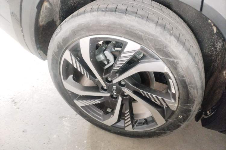 Used Geely Auto Monjaro L 2021 2.0TD High-Power Automatic All-Wheel-Drive Flagship Version Exterior 4