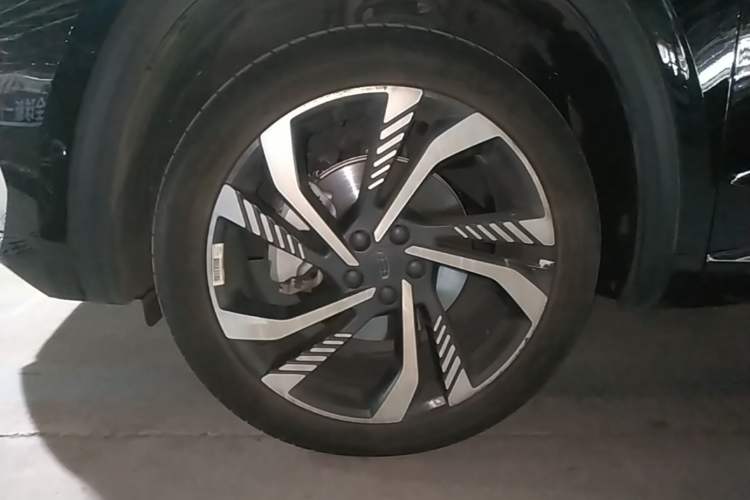 Used Geely Auto Monjaro L 2021 2.0TD DCT EVO Two-Wheel Drive Smart Luxury Version Exterior 4