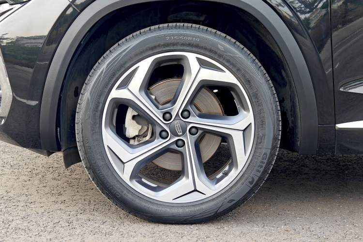Used Geely Auto Monjaro L 2021 2.0TD DCT EVO Two-Wheel Drive Prestige Version Exterior 9