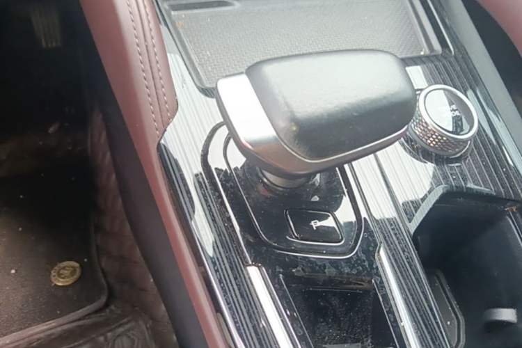 Used Geely Auto Monjaro L 2021 2.0TD DCT EVO Two-Wheel Drive Smart Luxury Version Gear Lever