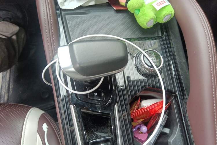 Used Geely Auto Monjaro L 2021 2.0TD DCT EVO Two-Wheel Drive Smart Luxury Version Gear Lever