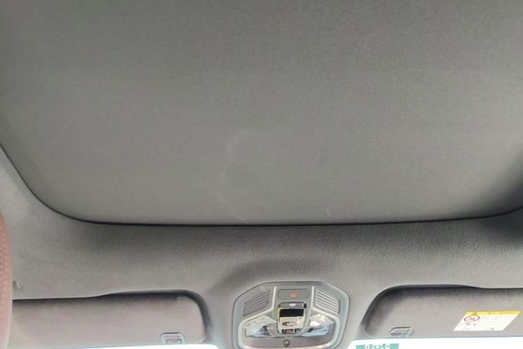 Used Geely Auto Monjaro L 2021 2.0TD High-Power Automatic All-Wheel-Drive Flagship Version Headliner