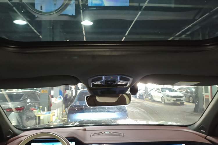Used Geely Auto Monjaro L 2021 2.0TD DCT EVO Two-Wheel Drive Smart Luxury Version Headliner
