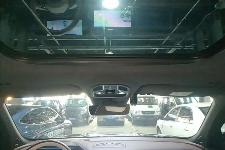 Used Geely Auto Monjaro L 2021 2.0TD DCT EVO Two-Wheel Drive Smart Luxury Version Headliner