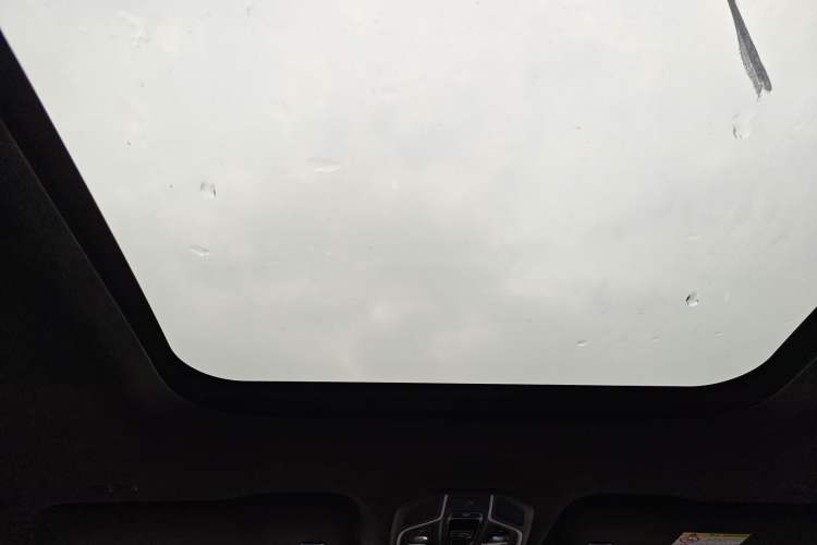 Used Geely Auto Monjaro L 2021 2.0TD DCT EVO Two-Wheel Drive Smart Luxury Version Headliner