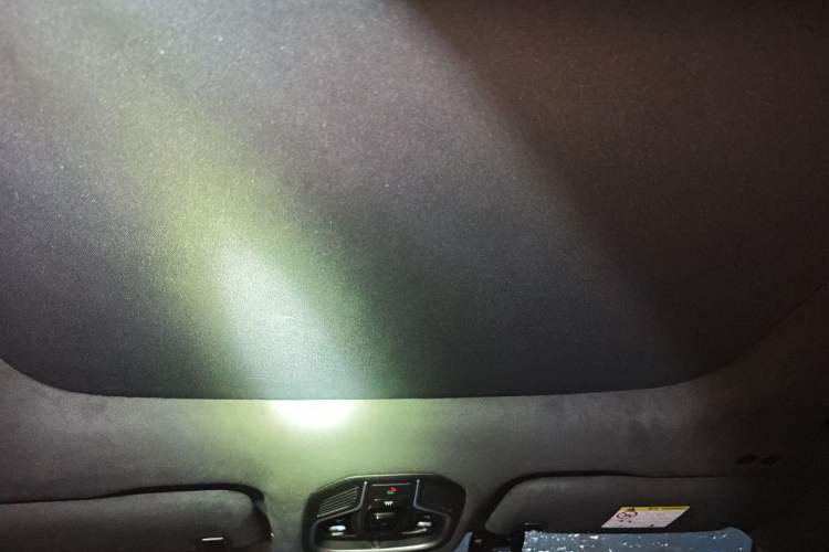 Used Geely Auto Monjaro L 2021 2.0TD DCT EVO Two-Wheel Drive Smart Luxury Version Headliner