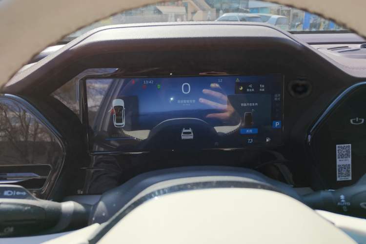 Used Geely Auto Monjaro L 2021 2.0TD DCT EVO Two-Wheel-Drive Flagship Version Instrument Cluster